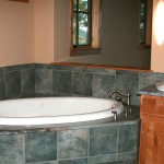 Master Bath jetted tub